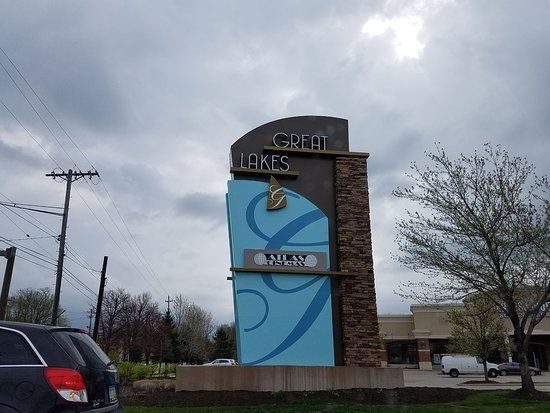 Great Lakes Mall
